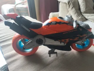 Moto de Carreras Octane con Sonido