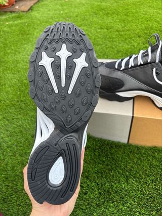 Nike Zoom Drive NOCTA (Drake) Negro/Blanco