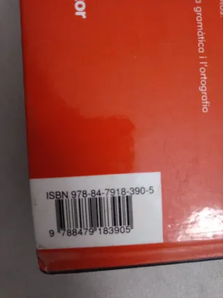 NOU DICCIONARI ESCOLAR DE LA LLENGUA CATALANA C...