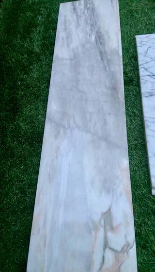 PLACAS DE MÁRMOL NATURAL PULÍDO