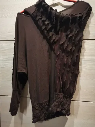 Blusa donna marrone con rouches nr 126