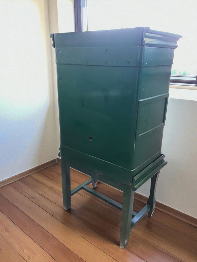 Caja Fuerte Antigua Verde