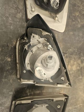 Pilotos Traseros Ford Kuga 2011