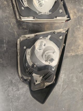 Pilotos Traseros Ford Kuga 2011