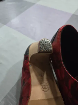 Zapatos Flamenco Tacón Rojo y Negro