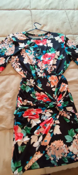 Vestido estampado floral negro