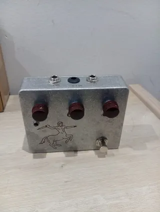 Pedal de guitarra centauro