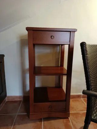 Mueble auxiliar madera 2 cajones.
