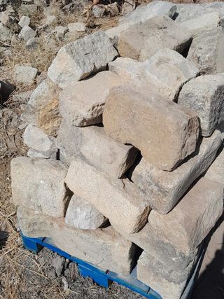 Adoquines antiguos de piedra