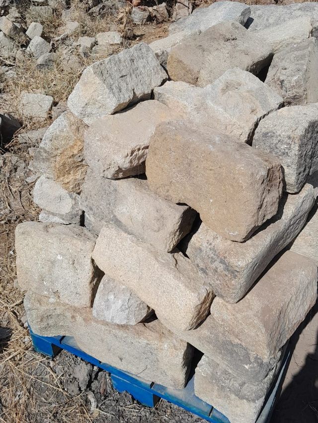 Adoquines antiguos de piedra