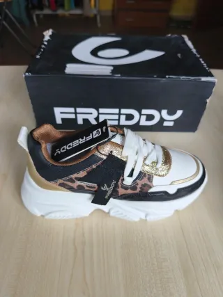 Scarpe Freddy N.37 - Morbidissime e Uniche