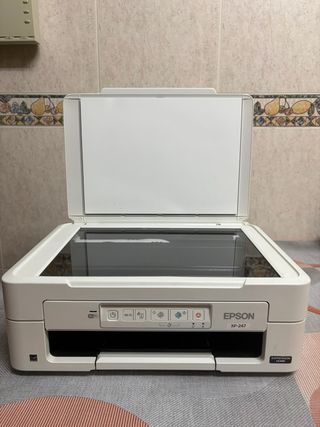 Stampante Epson XP-247 WiFi con scanner e copiatrice
