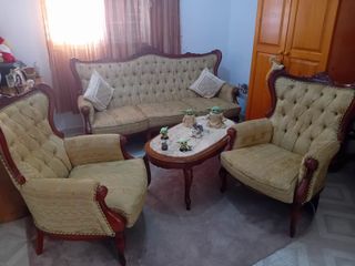 Sofá de 3 plazas estilo clásico