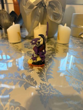 Figura Skylanders Cynder