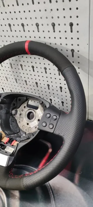 Volante para Volkswagen Eos/ Golf 5 con funda