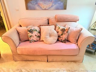 Sofá y sillón rosa