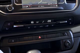 Citroën Spacetourer   Talla XL BlueHDi 110KW 150cv SS Feel