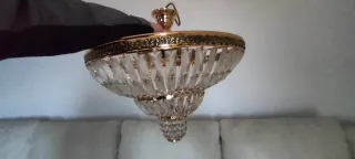 Lámparas colgante de cristal y metal dorado