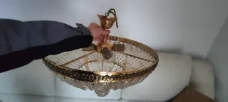 Lámparas colgante de cristal y metal dorado