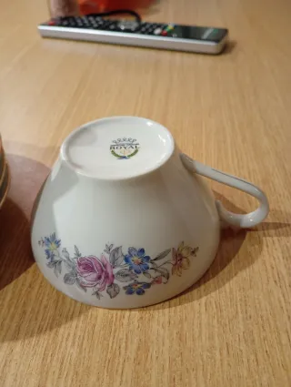 3 Tazzine da tè Royal Porcellana Vintage