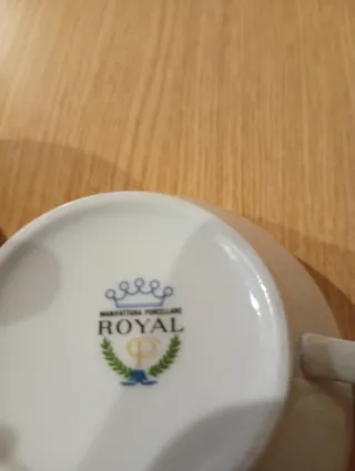 3 Tazzine da tè Royal Porcellana Vintage