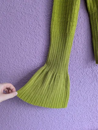 Jersey Zara verde manga acampanada Talla M