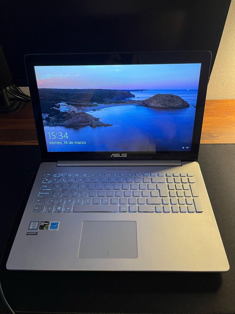Portátil Asus Zenbook Pro 4k