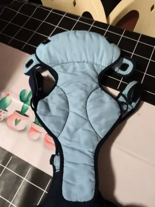 Mochila portabebés azul marino