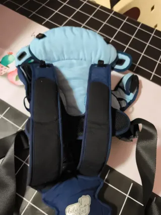 Mochila portabebés azul marino