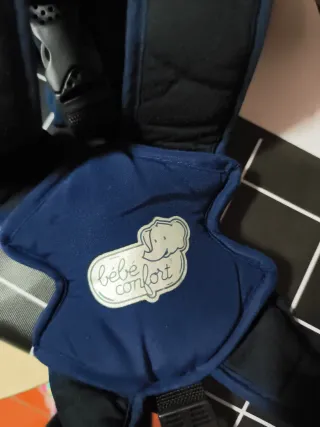 Mochila portabebés azul marino