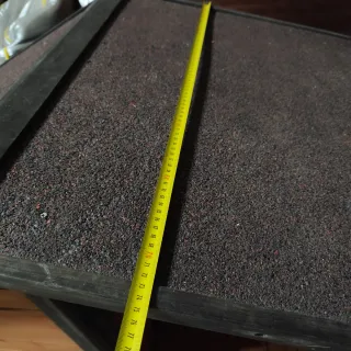 Caseta para perros madera y teja