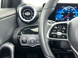 Mercedes-Benz Clase A 180 100 kW (136 CV)