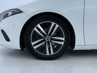 Mercedes-Benz Clase A 180 100 kW (136 CV)