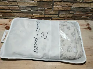 Saco Pasito a Pasito Capucha Toile de Jouy Cream