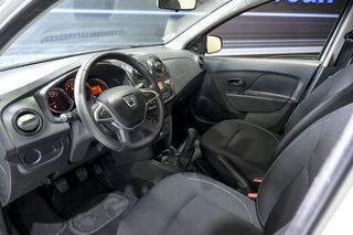 Dacia Logan   Essential TCE 66kW 90CV GLP  18