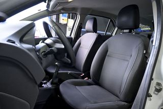 Dacia Logan   Essential TCE 66kW 90CV GLP  18