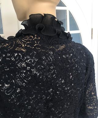 Chaqueta encaje volantes T44-46