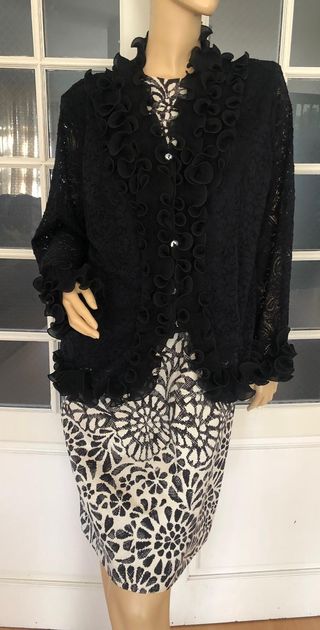 Chaqueta encaje volantes T44-46