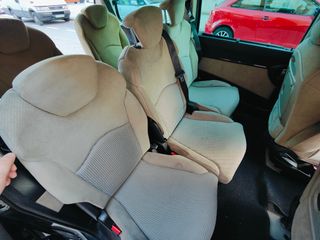 Peugeot 807 Premium en estado impecable,