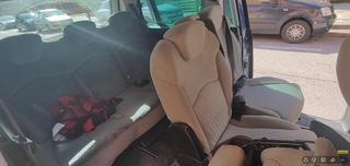 Peugeot 807 Premium en estado impecable,