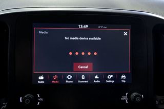 Fiat 500L   Cross 1.4 16v 70 kW 95 CV SS