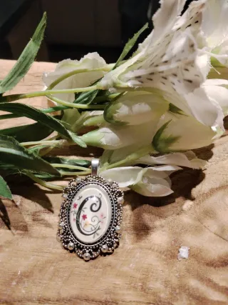 Colgante Fallera Letra C