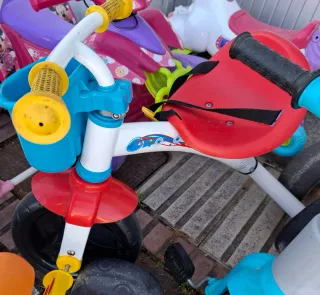 Triciclo infantil