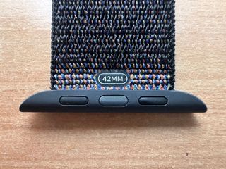 Apple Watch 42mm. Black Sport Loop