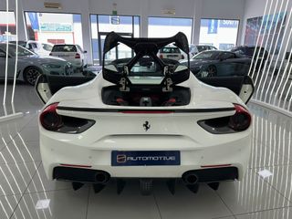 Ferrari 488 Spider DCT