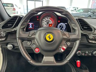 Ferrari 488 Spider DCT