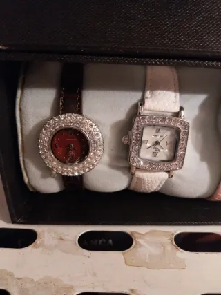 7 Relojes Swarovski VACCARO