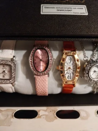 7 Relojes Swarovski VACCARO