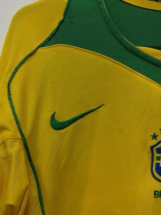 Camiseta Retro Brasil Nike 2004-2005