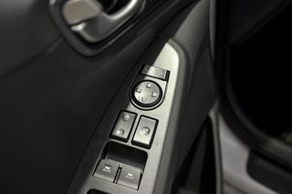 Hyundai IONIQ   1.6 GDI PHEV Klass DCT